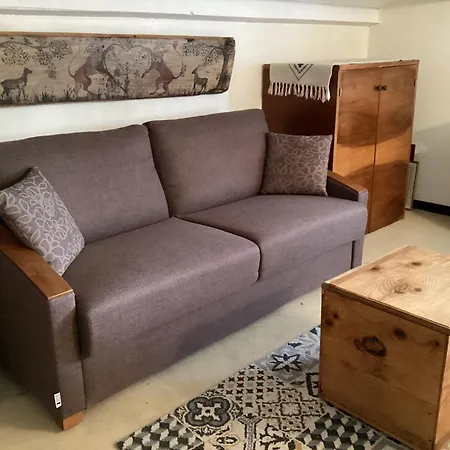 Holiday home Maison Henria